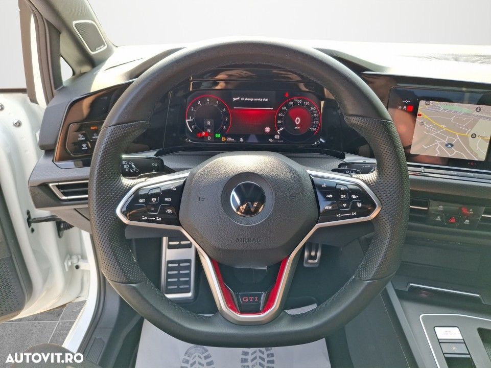 Volkswagen Golf - 9