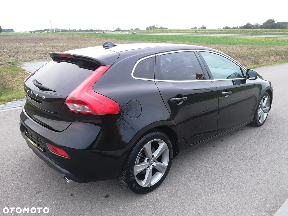 Volvo V40 T3 Momentum - 15