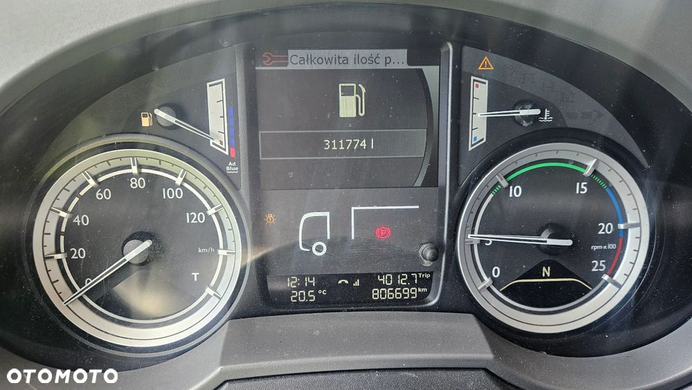 DAF XF106 PRZED LIFT - 8