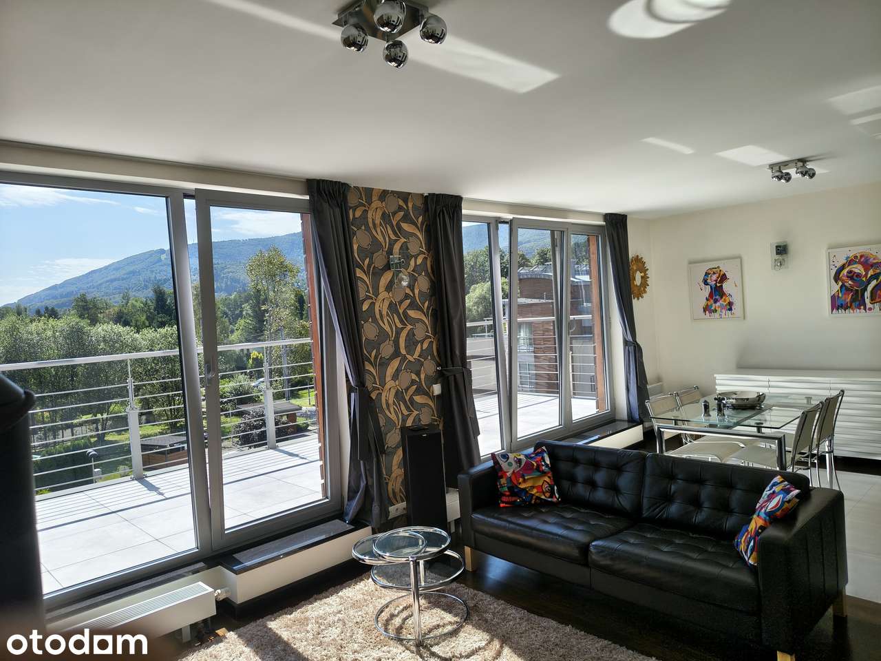 Prestiżowy dwupoziomowy apartament z panoramicznym widokiem na Beskidy
