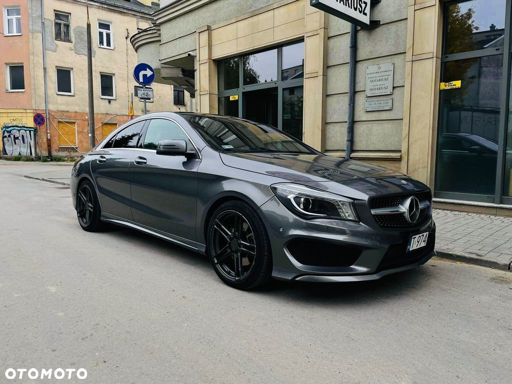 Mercedes-Benz CLA 250 7G-DCT AMG Line - 1
