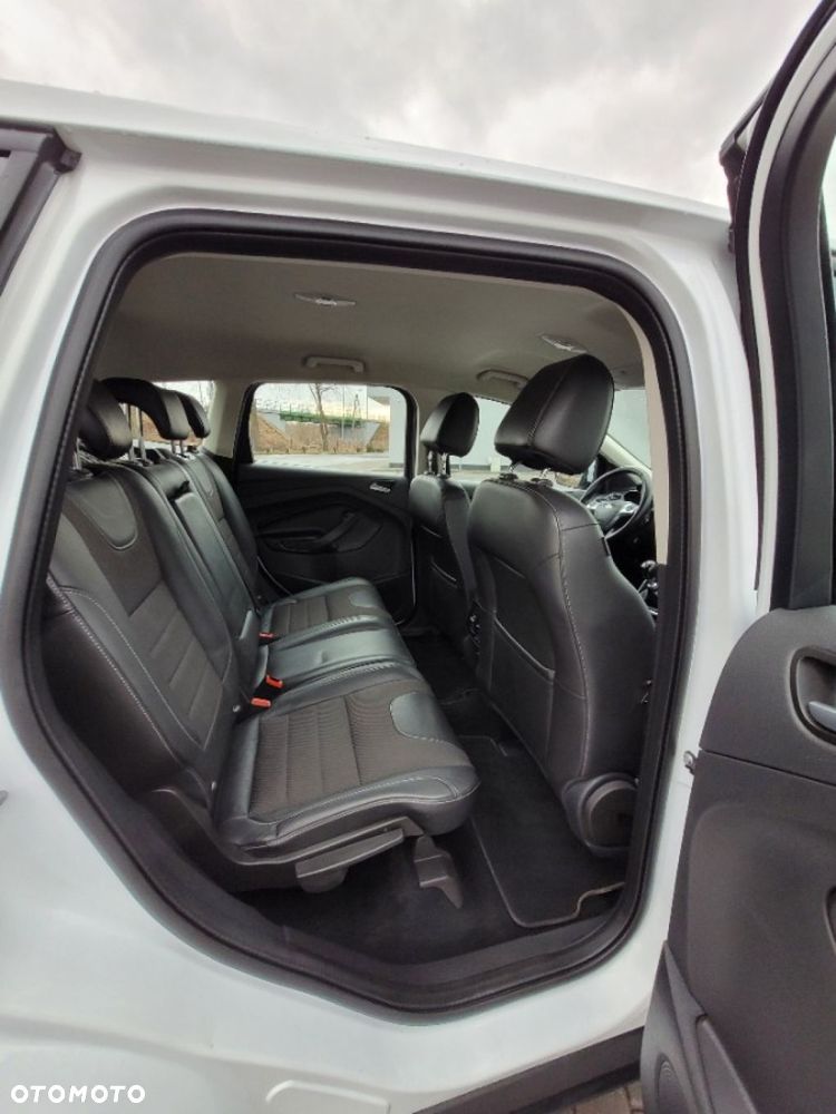 Ford Kuga 2.0 TDCi Titanium - 17