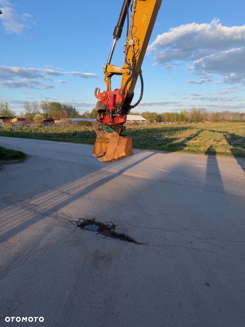 Caterpillar M320F - 9