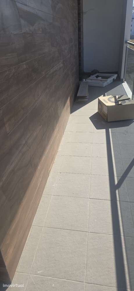 T3 dúplex com terraço e parqueamento. - Grande imagem: 3/23