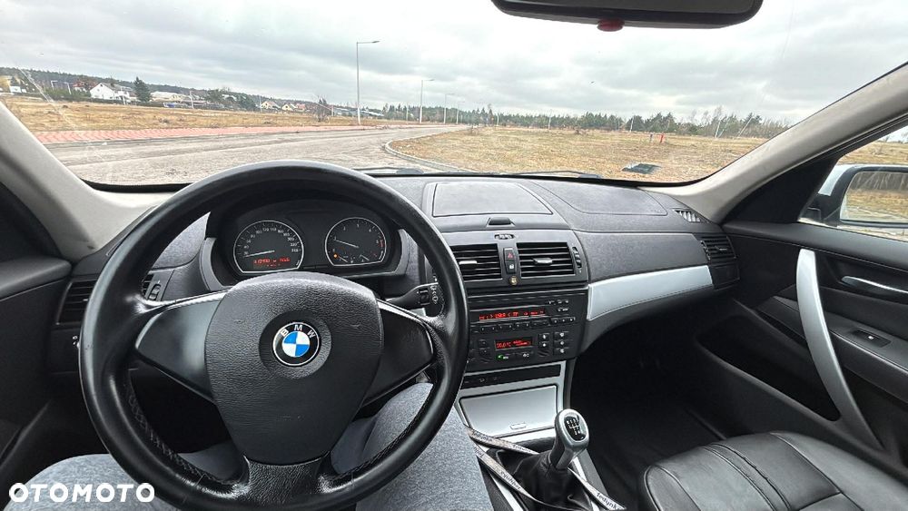 BMW X3 xDrive20d - 16