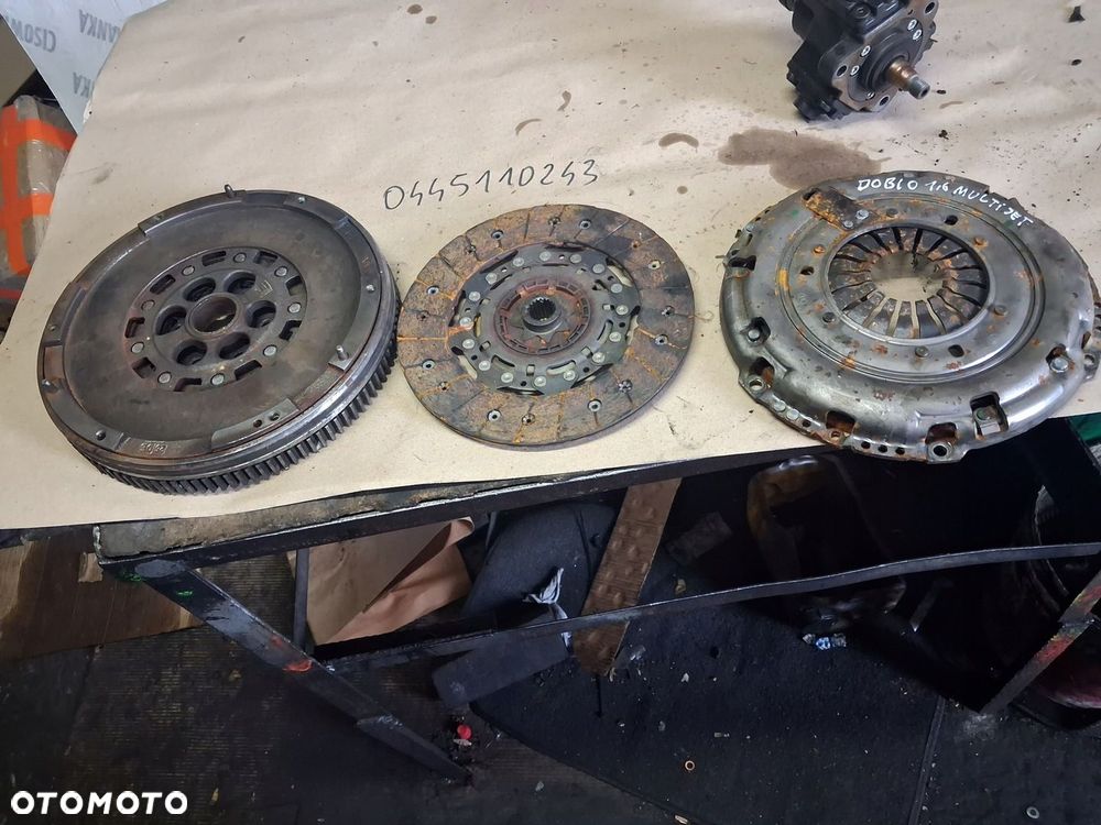Sprzęgło dwumasa tarcza docisk Fiat Doblo 1.6 multijet - 1