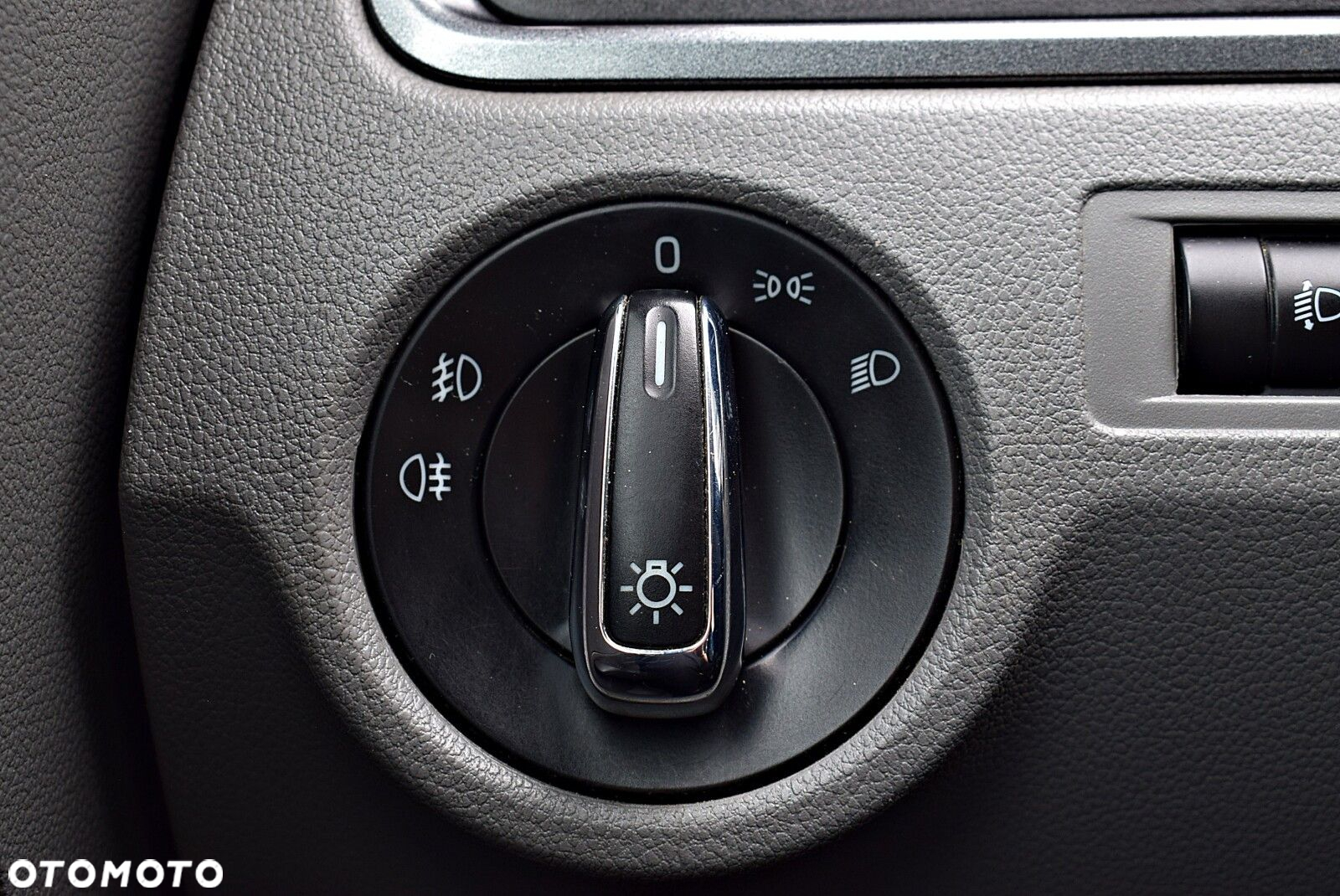 Skoda RAPID - 27