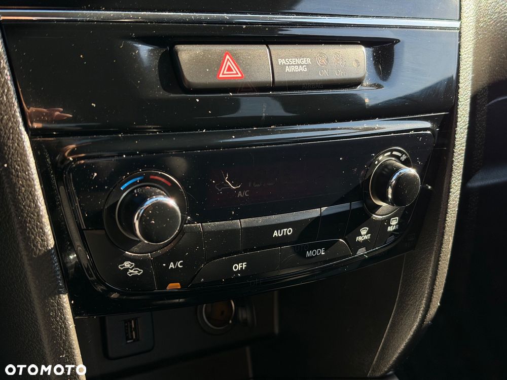 Suzuki Vitara 1.0 Boosterjet Allgrip Comfort - 34