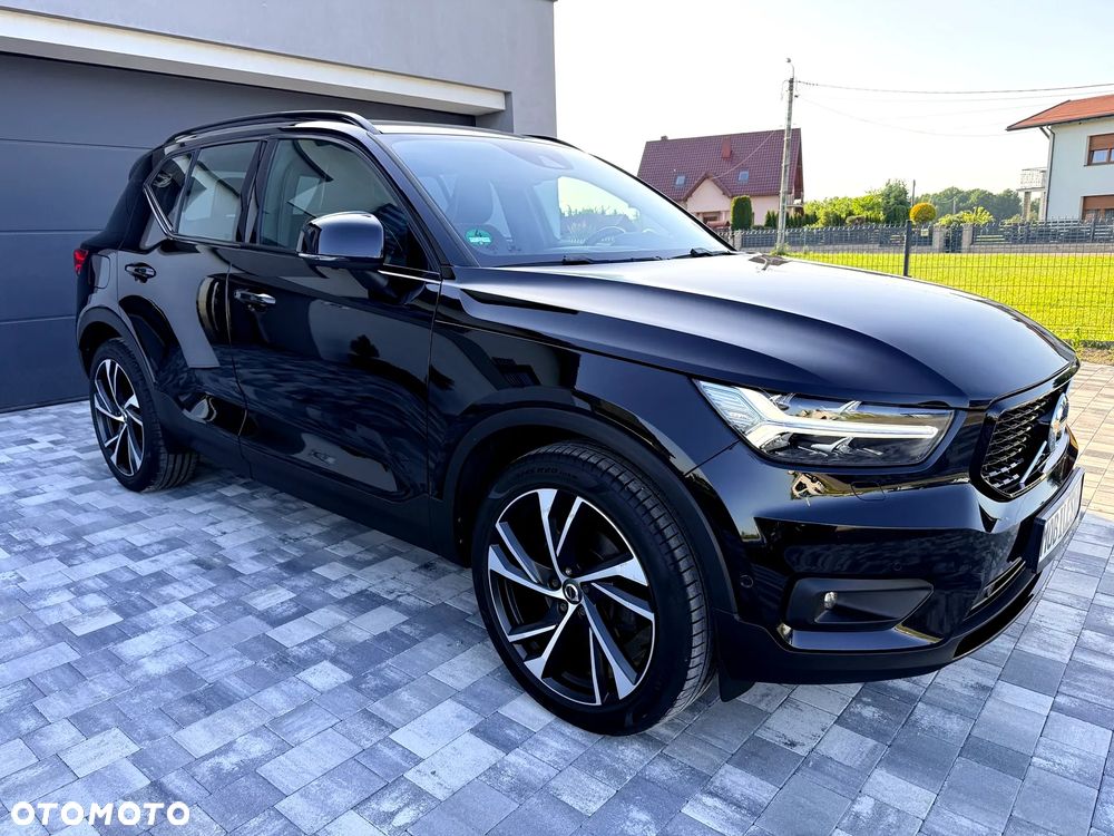 Volvo XC 40 D4 AWD Geartronic R-Design - 22
