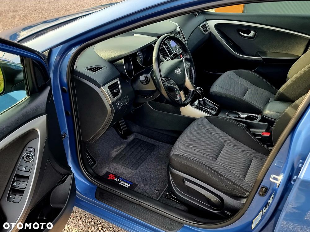 Hyundai i30 Kombi 1.6 GDi DCT Style - 13