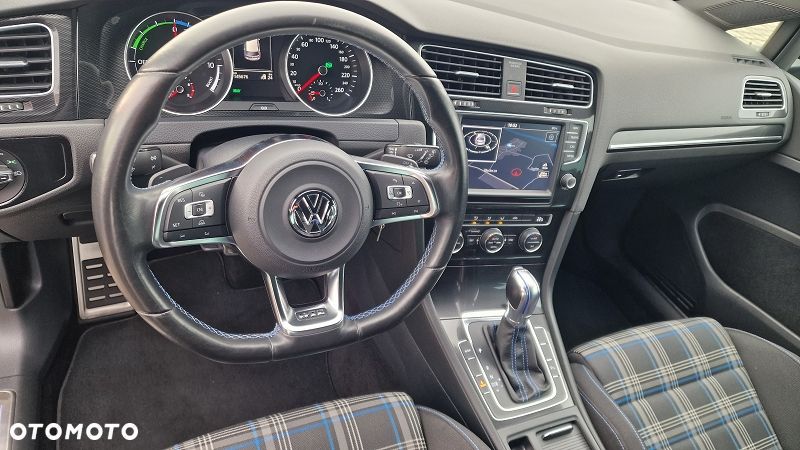 Volkswagen Golf 1.4 GTE Plug-In-Hybrid DSG - 5