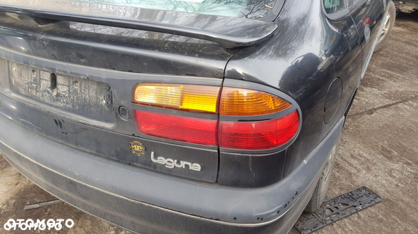 RENAULT LAGUNA I LIFT LAMPA W BŁOTNIK PRAWA