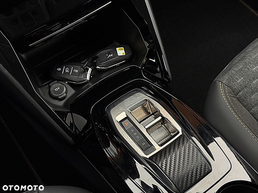 Peugeot 208 PureTech 100 EAT8 Allure Pack - 6