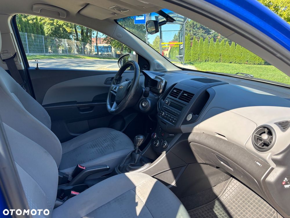 Chevrolet Aveo 1.2 LS - 8