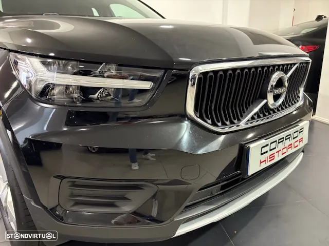 Volvo XC 40 2.0 D3 Momentum Plus - 31