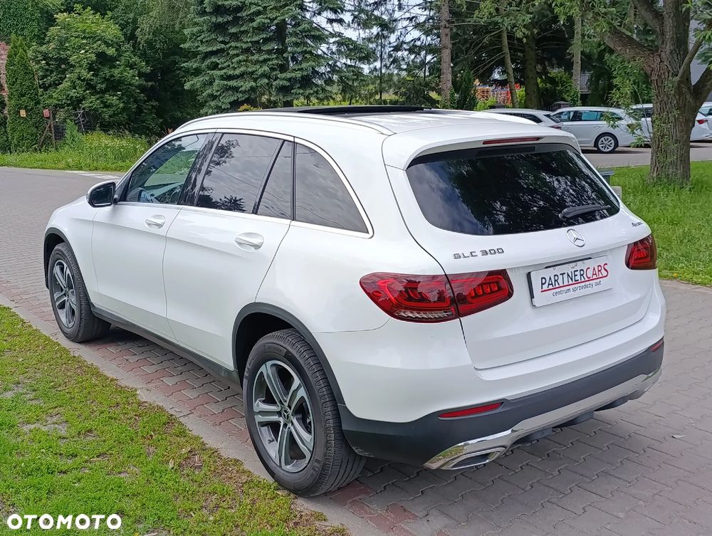 Mercedes-Benz GLC 300 4Matic 9G-TRONIC - 7