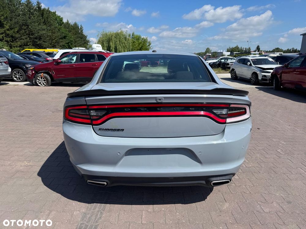 Dodge Charger 3.6 GT - 10