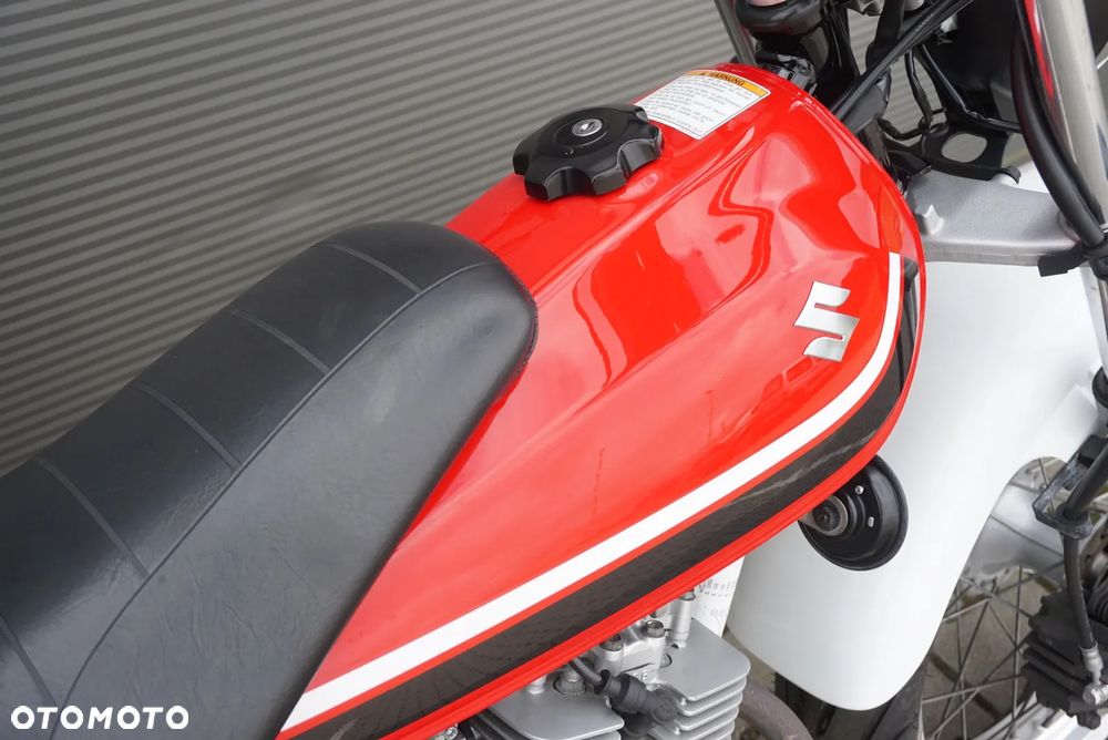 Suzuki RV - 6