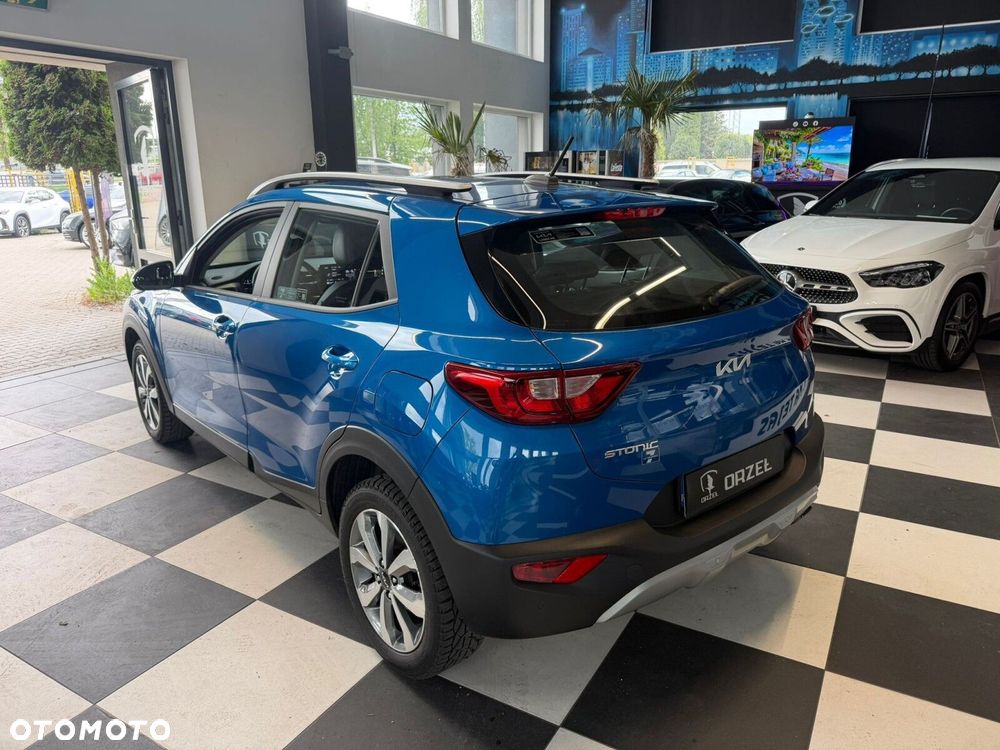 Kia Stonic - 5
