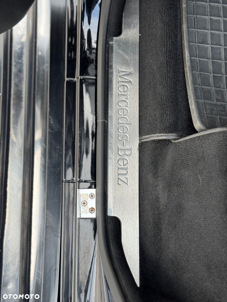 Mercedes-Benz Klasa G 350 d - 22