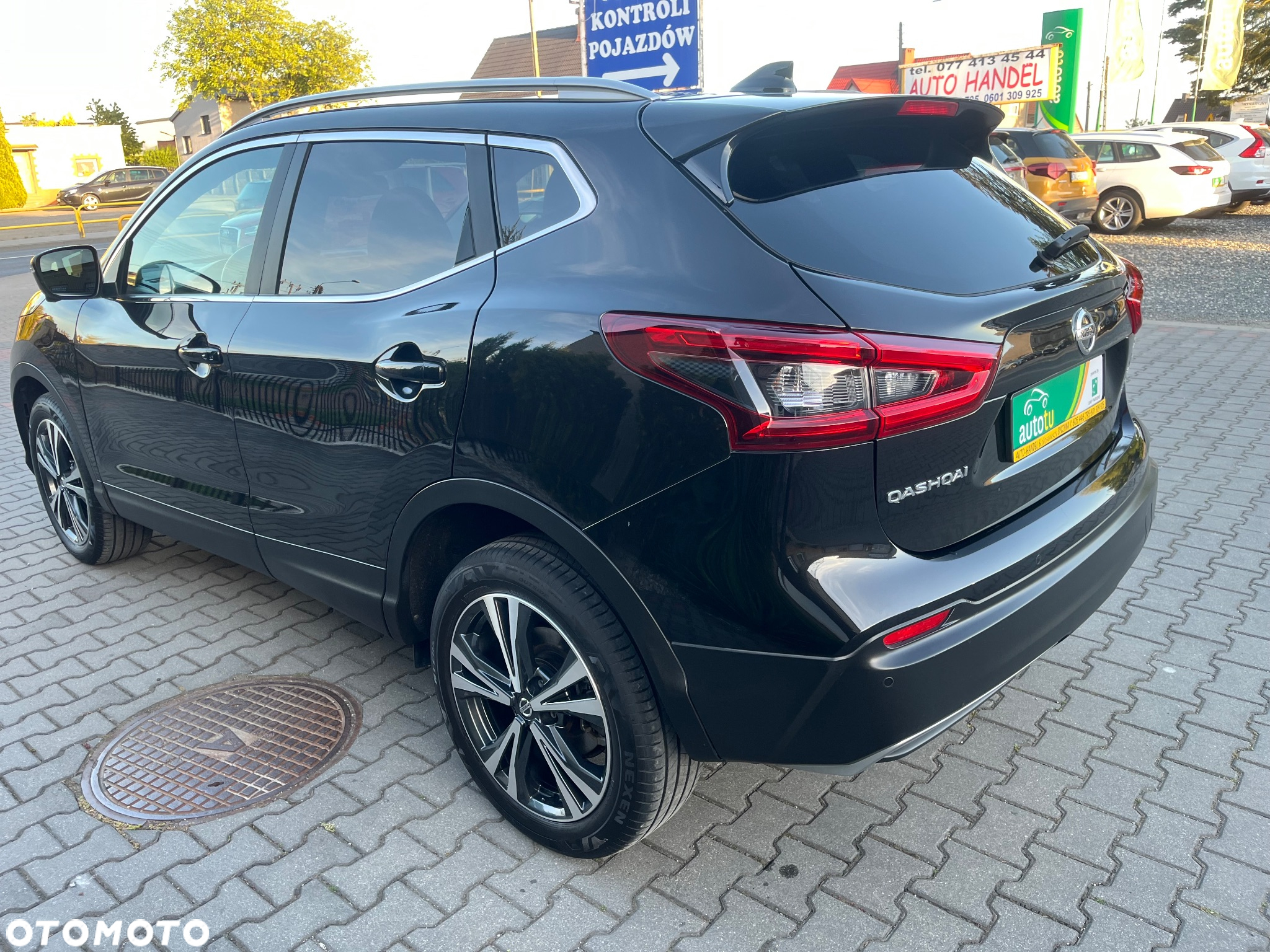 Nissan Qashqai 1.2 DIG-T Xtronic TEKNA+ - 17