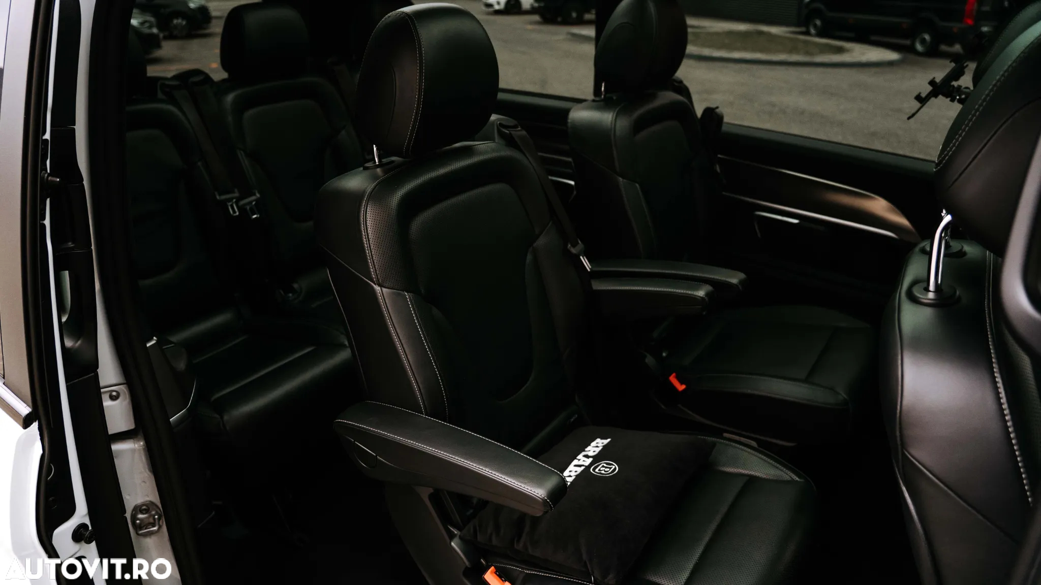 Mercedes-Benz V 250 d lang 7G-TRONIC Avantgarde Night Edition - 10