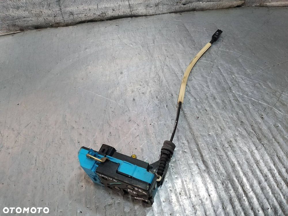 ZAMEK DRZWI PRAWY PRZÓD VOLVO S60 ( 00-10 ) - 1