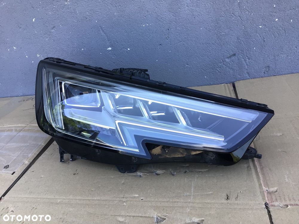 Lampa przednia prawa Audi A4 B9 Full Led Matrix - 1