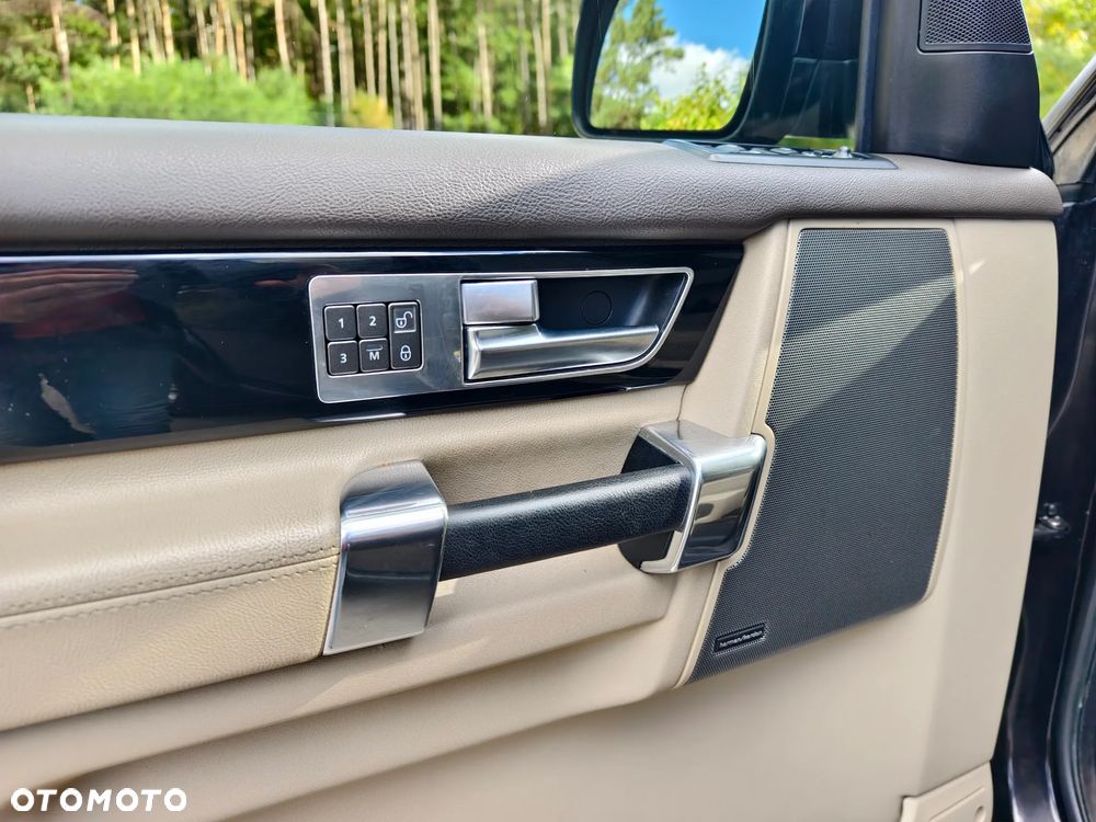Land Rover Discovery IV 2.7D V6 HSE - 13