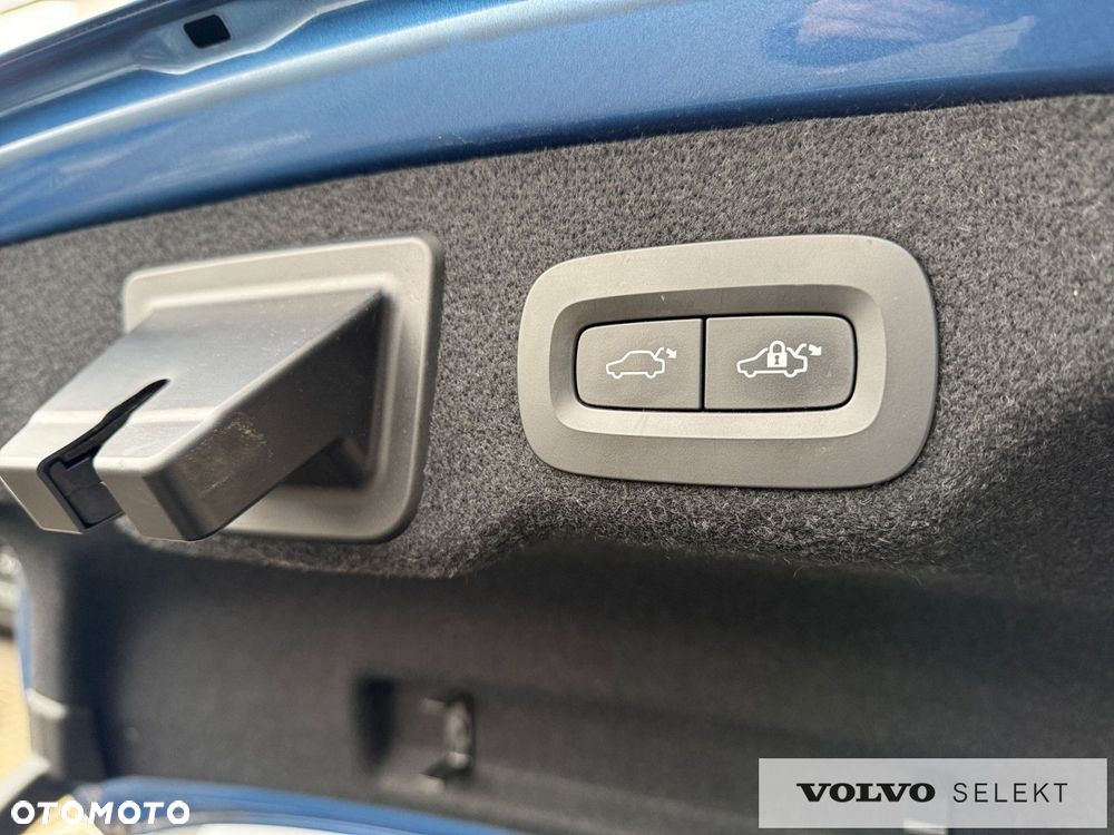 Volvo S90 - 33