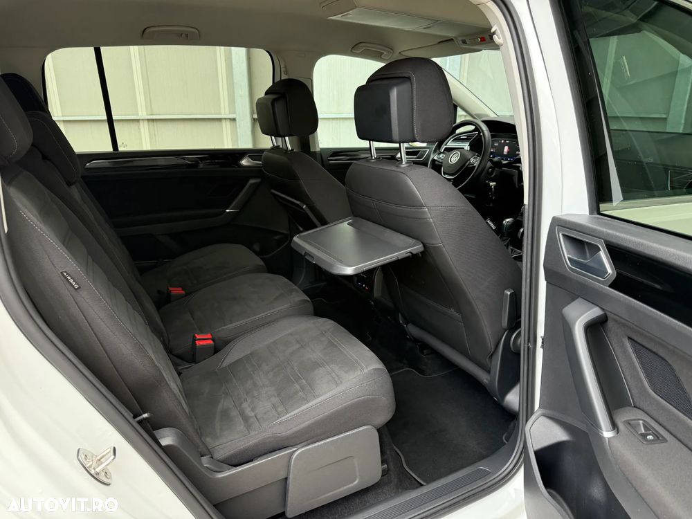 Volkswagen Touran 2.0 TDI SCR DSG Highline - 22