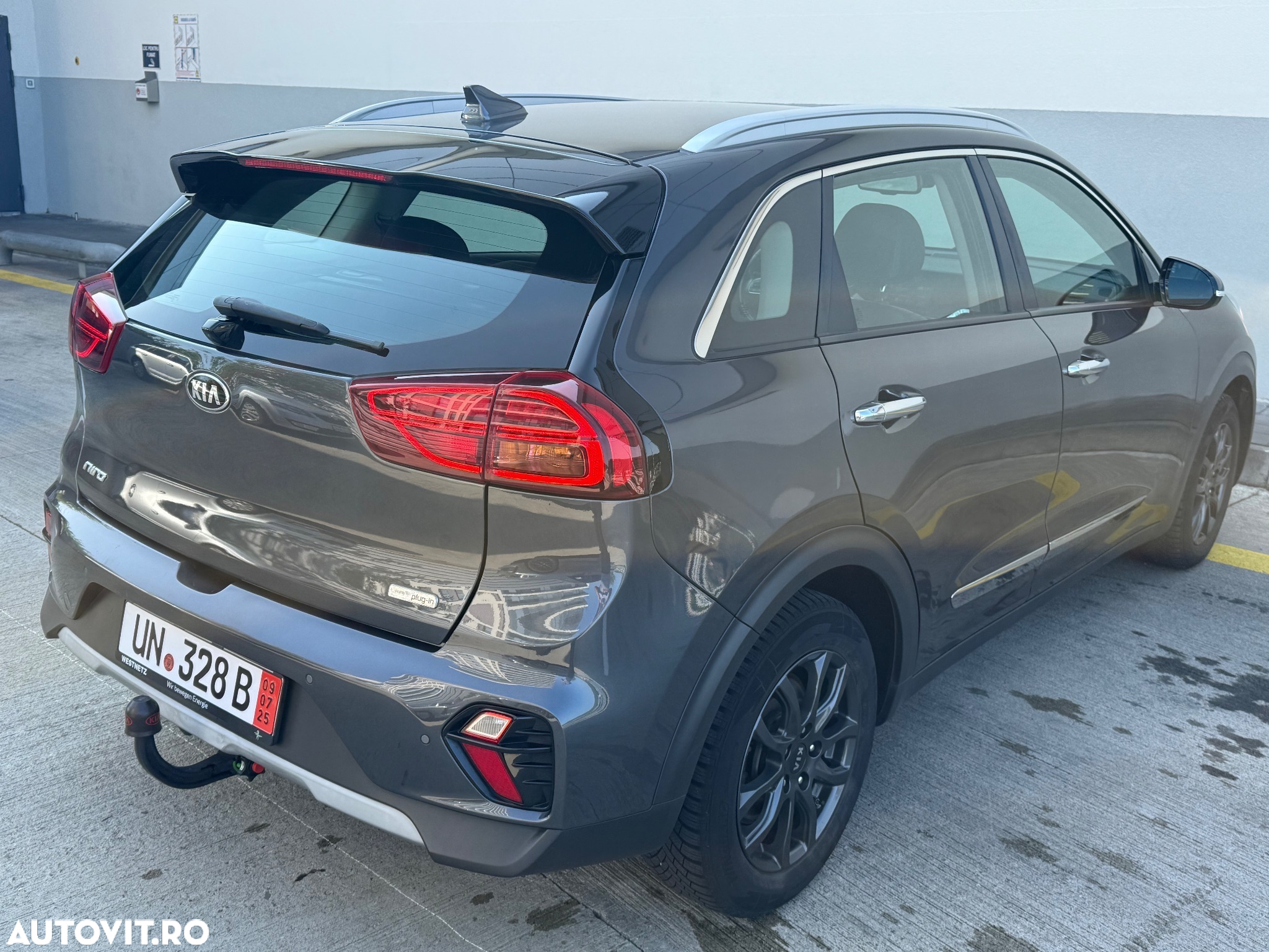 Kia Niro 1.6 GDI 6DCT PHEV Premium - 4