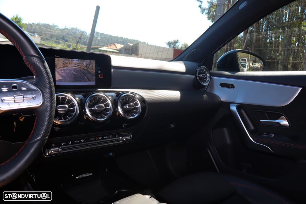 Mercedes-Benz A 250 e AMG Line - 25