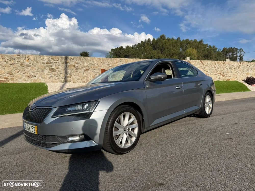 Skoda Superb 2.0 TDI Active - 14