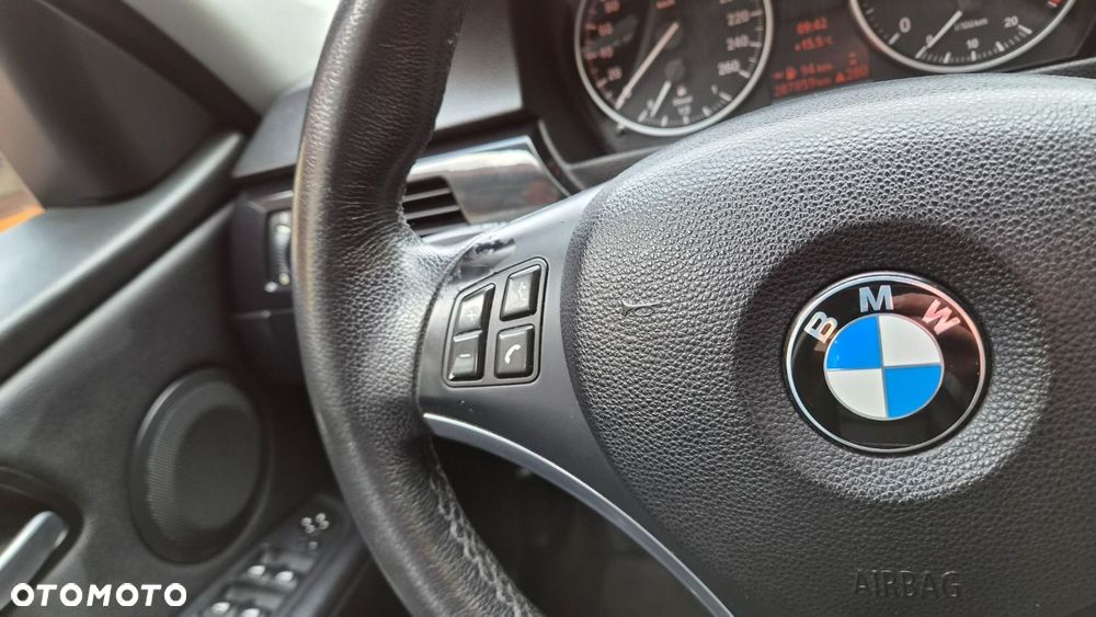 BMW Seria 3 - 19
