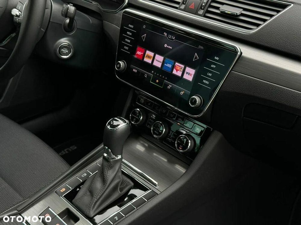 Skoda Superb 2.0 TSI Style DSG - 14