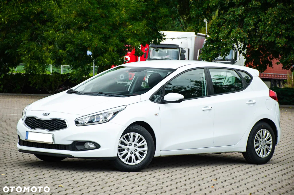 Kia Ceed 1.4 CVVT Vision - 10