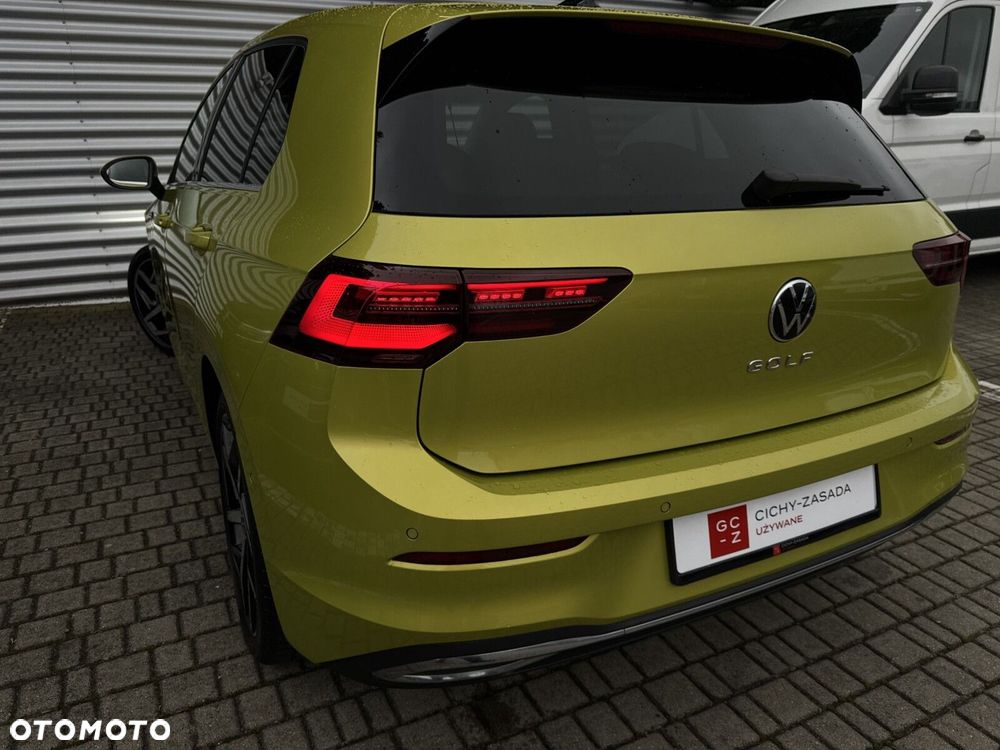 Volkswagen Golf 1.5 eTSI mHEV Style DSG - 32