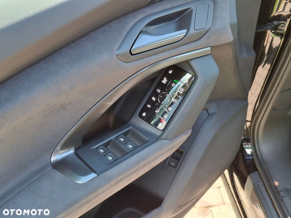 Audi Q5 Sportback - 28