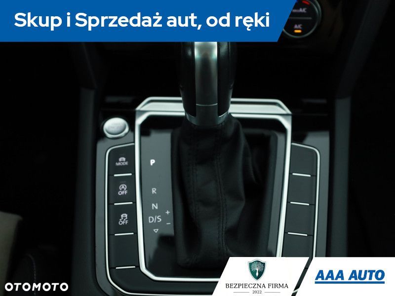 Volkswagen Passat Variant - 15