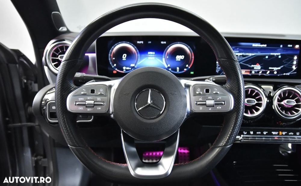 Mercedes-Benz CLA 180 d Shooting Brake 7G-DCT - 15