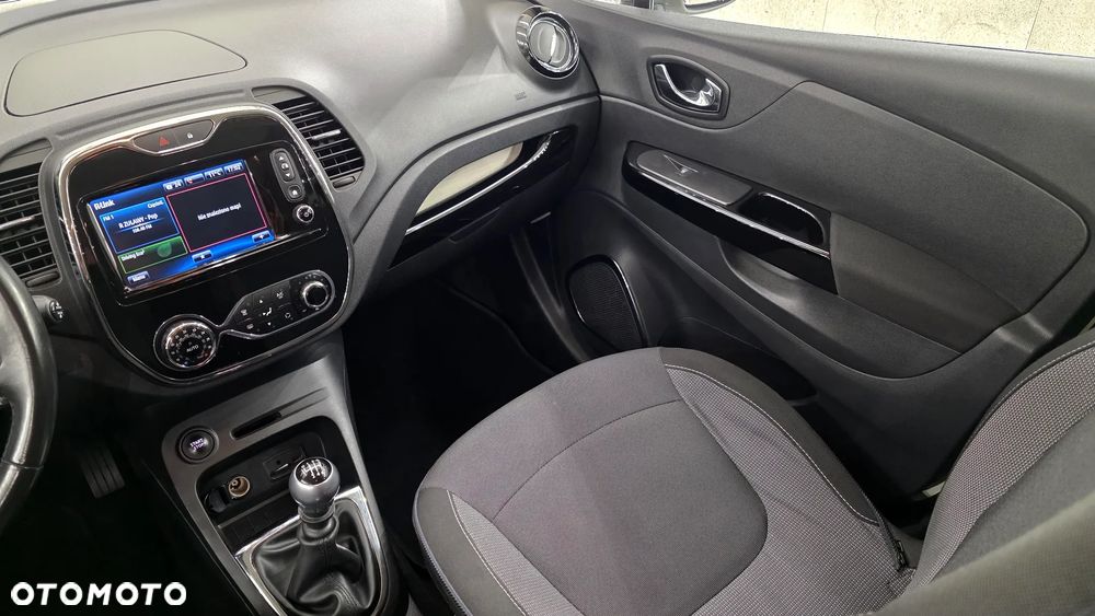 Renault Captur - 25