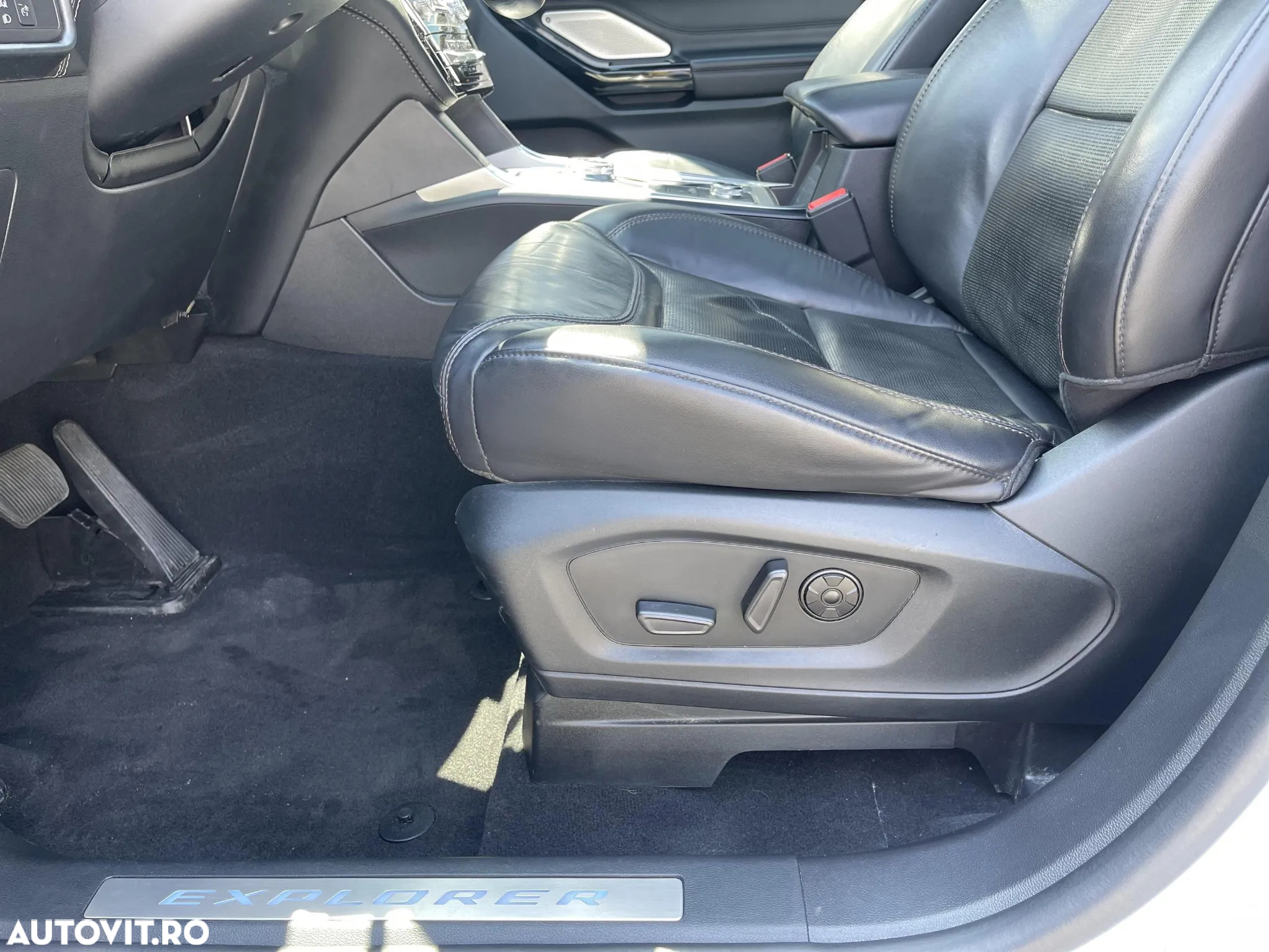Ford Explorer 3.0 PHEV Platinum - 12