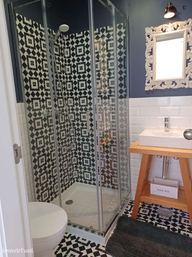 Estúdio - localizado em Montarroio Coimbra - Grande imagem: 4/9