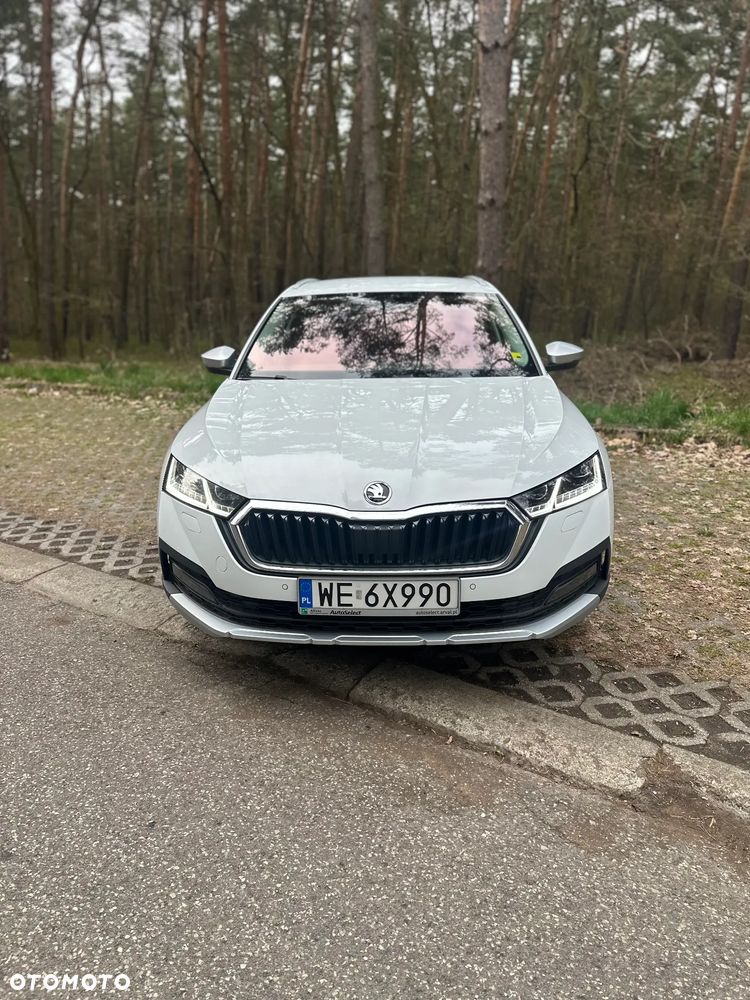 Skoda Octavia 2.0 TSI 4x4 Scout DSG - 2