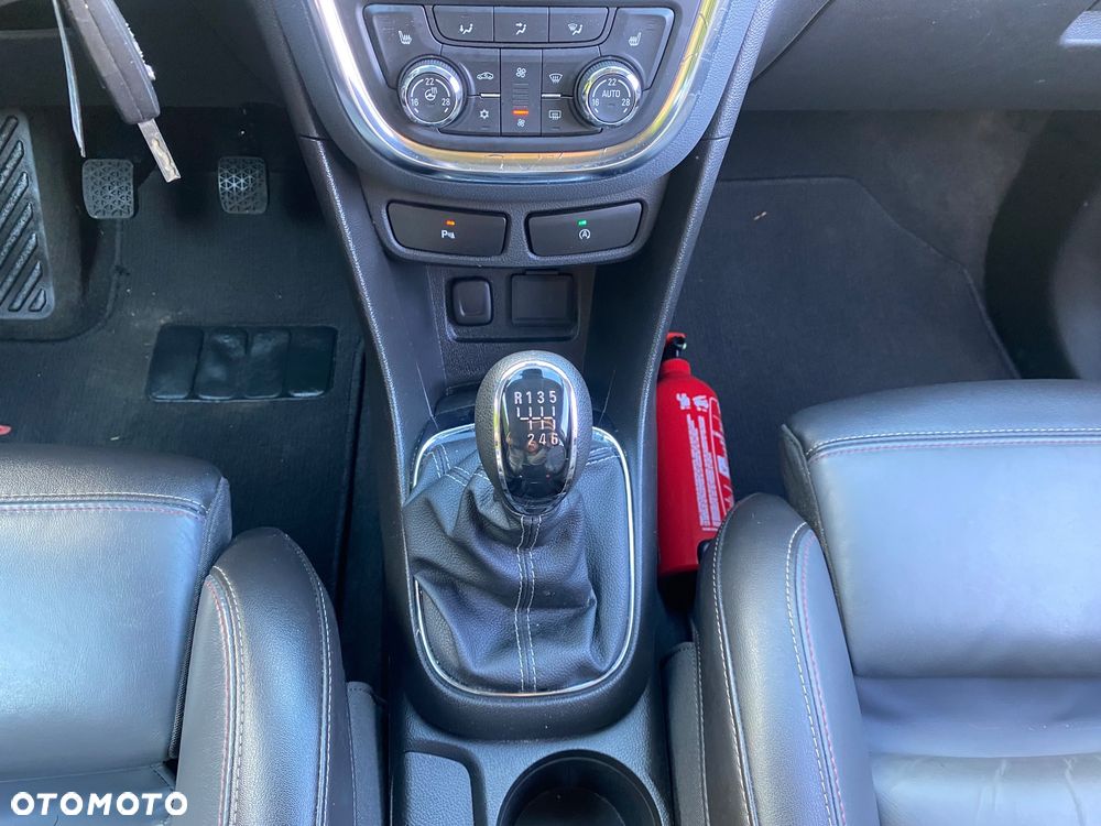 Opel Mokka 1.4 T Cosmo S&S - 27