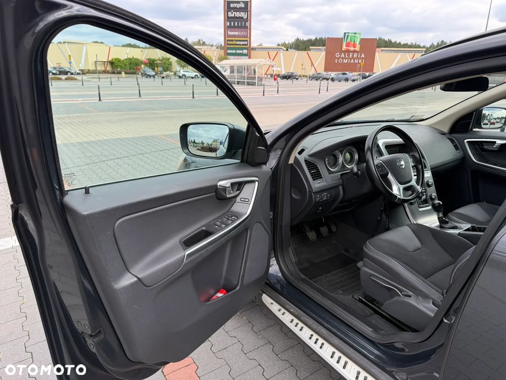 Volvo XC 60 D4 Momentum - 2