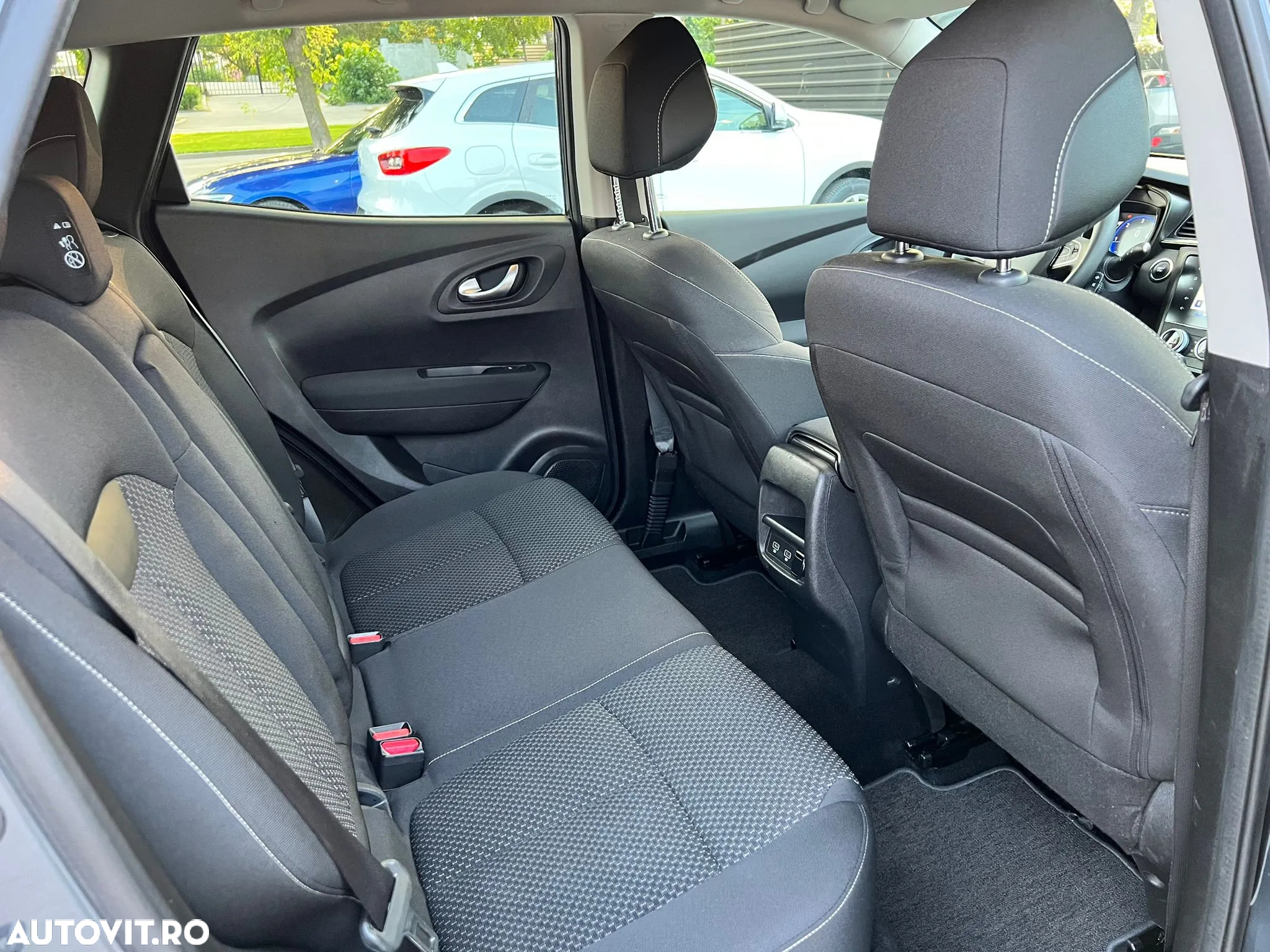 Renault Kadjar Energy dCi 110 EDC Business - 7