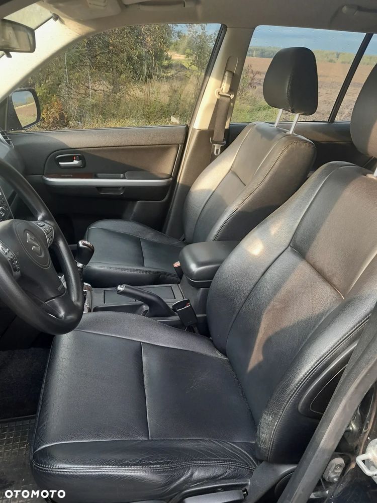Suzuki Grand Vitara 1.9 DDiS - 4