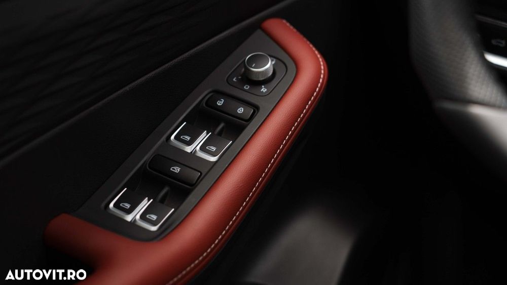 Geely Coolray - 17